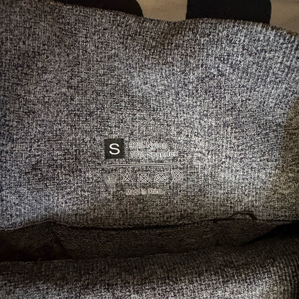 Women's Gray Workout Leggings - Picture 3 of 3